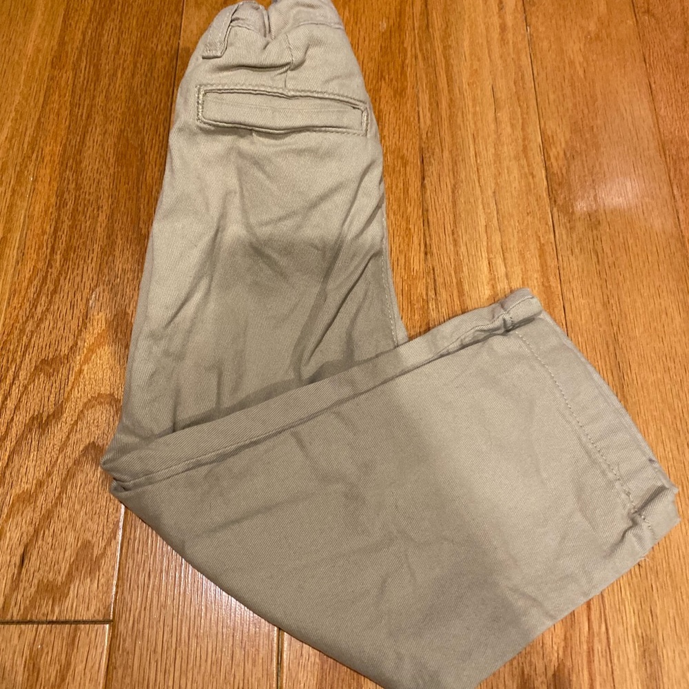 Crown & Ivy khakis boy 2T